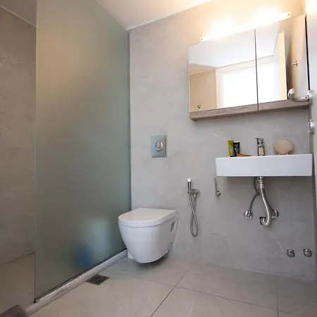 Spilia & Mykonos Agrari (Mykonos)